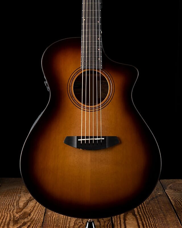 

Гитара Breedlove Solo Pro Concert CE Red Cedar SLCN44CERCAM, африканский махагоновый