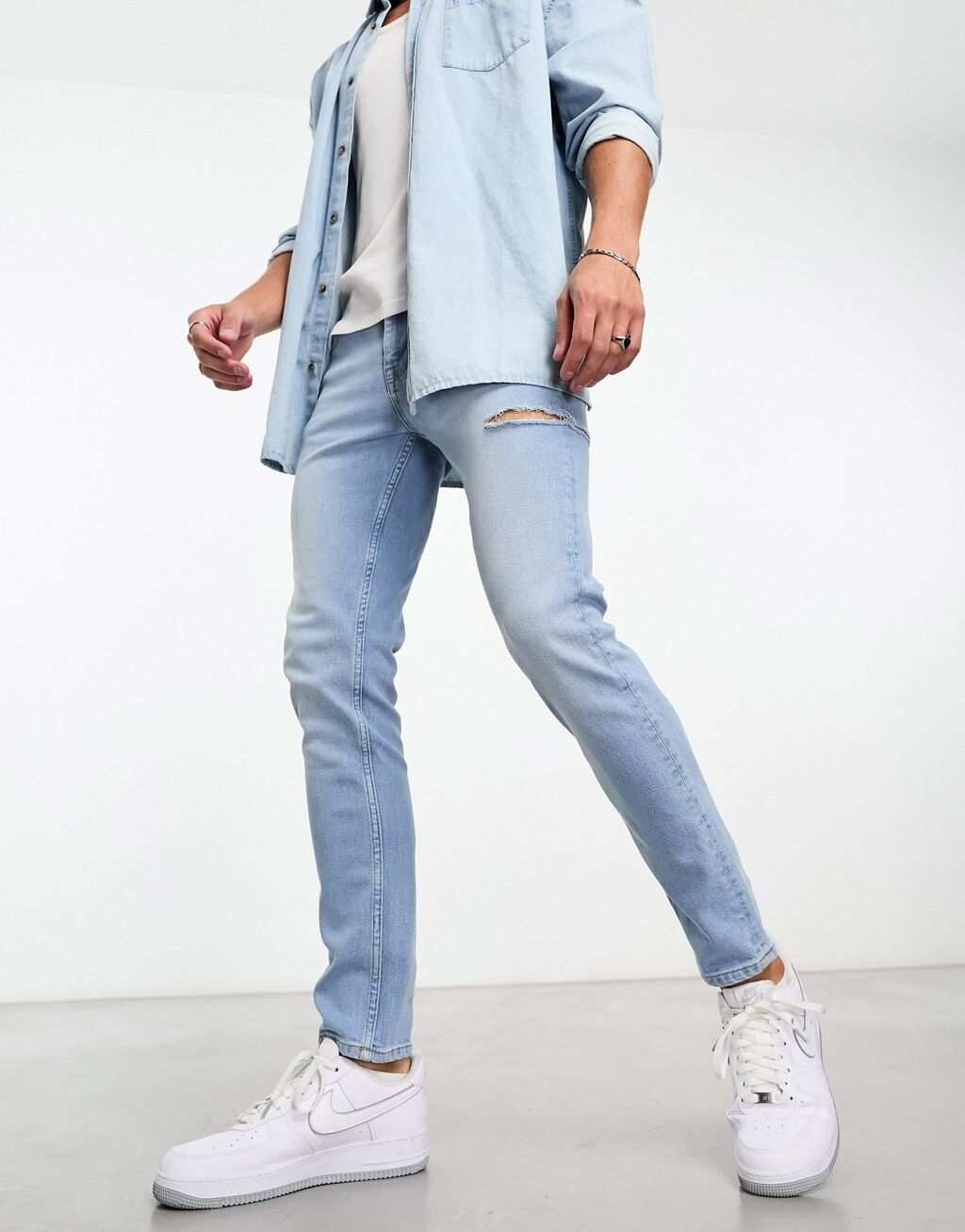 

Светло-синие джинсы скинни с разрезом на бедрах ASOS DESIGN