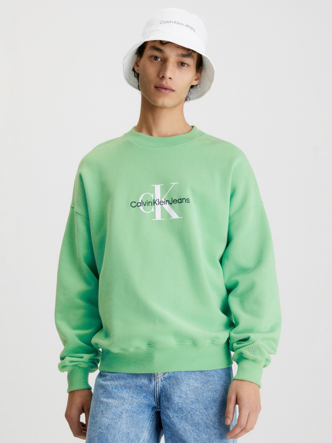 

Объемный джемпер с круглым вырезом Calvin Klein Monologo, зеленый