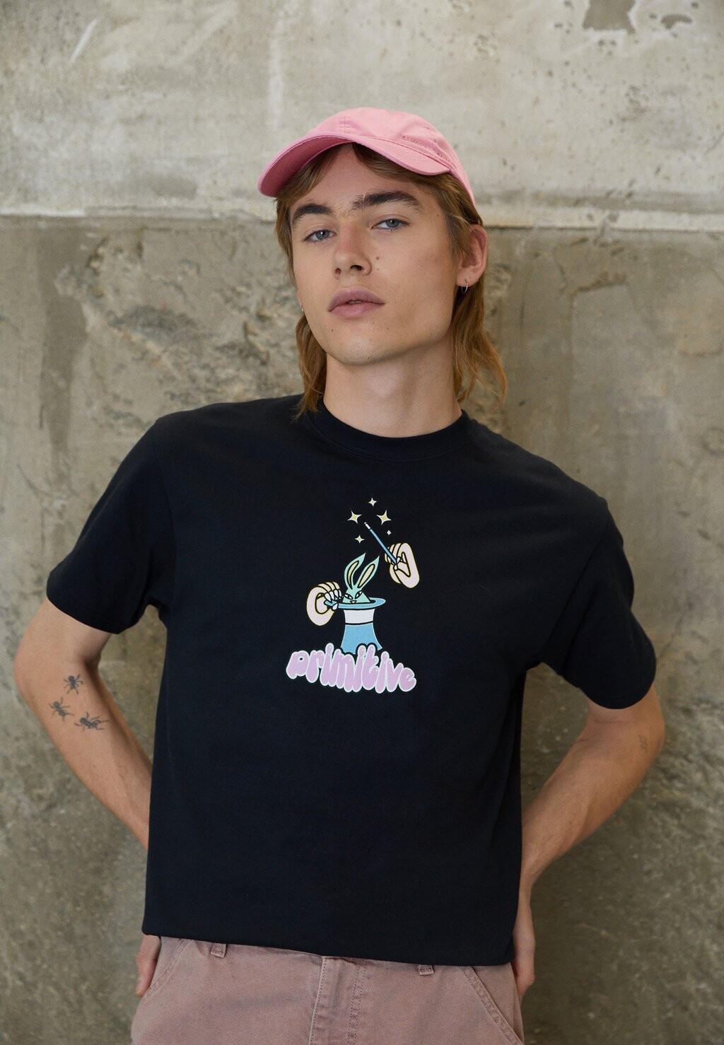 

Футболка с принтом Primitive, черный