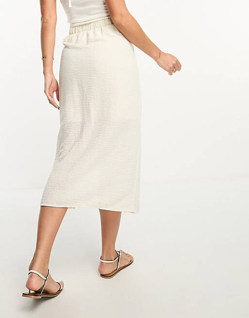 

Белая юбка миди с запахом и завязками Vero Moda Tall