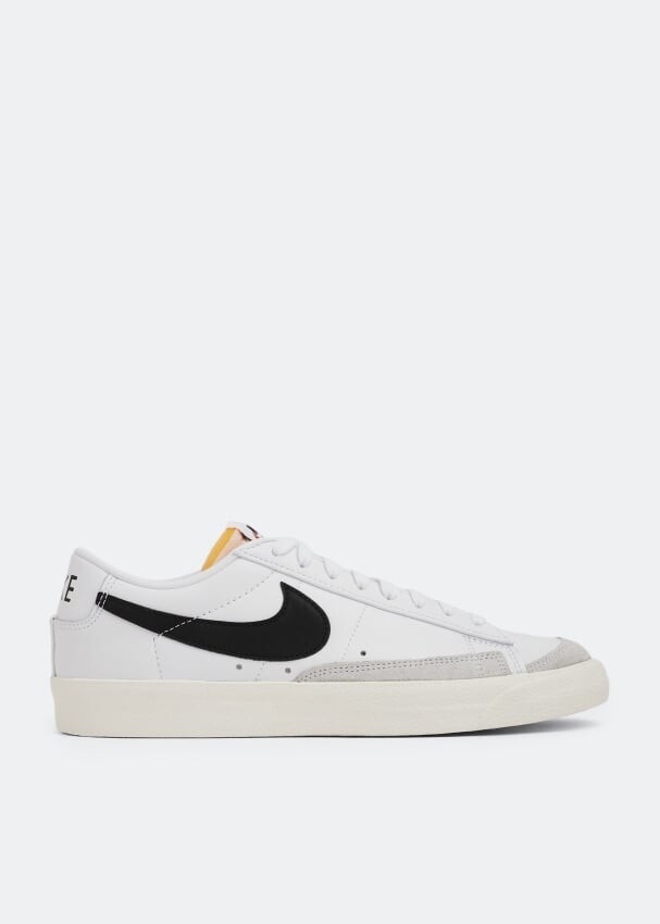 

Кроссовки Nike Blazer Low 77 Vintage, черно-белый (дубль)