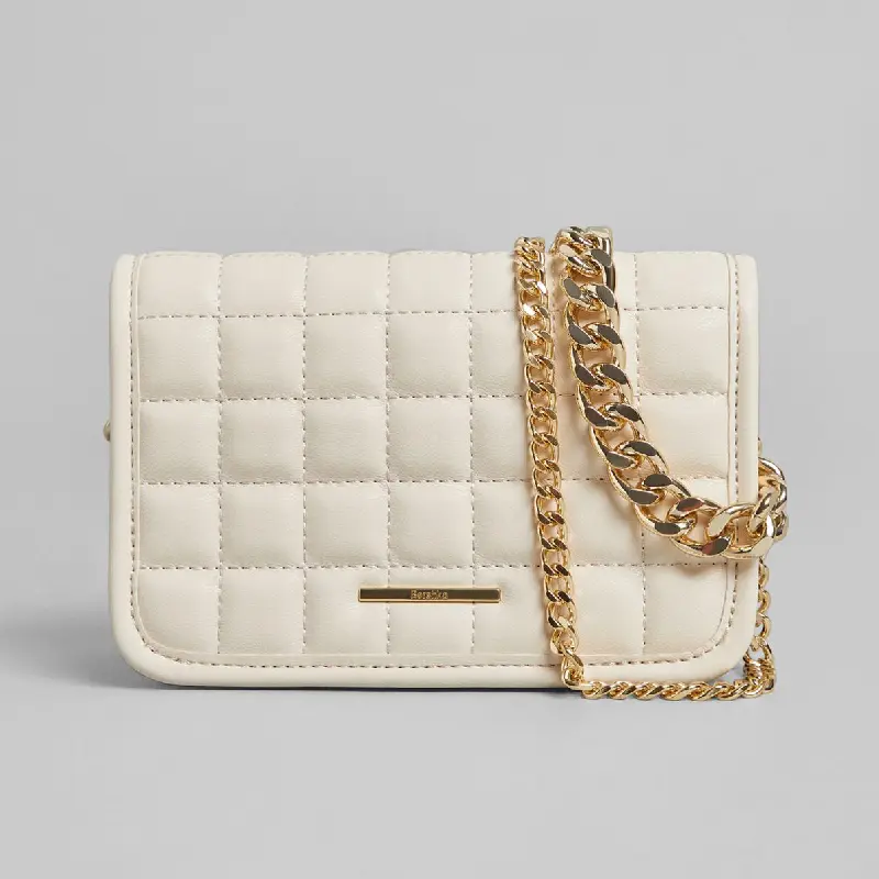 

Сумка Bershka Quilted With Chain, кремовый