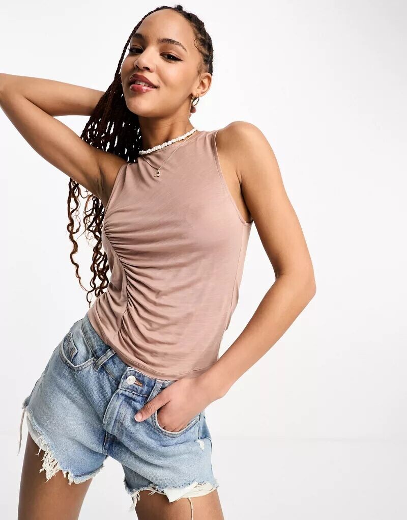 

Pull&Bear приглушенно-розовый топ со рюшами спереди