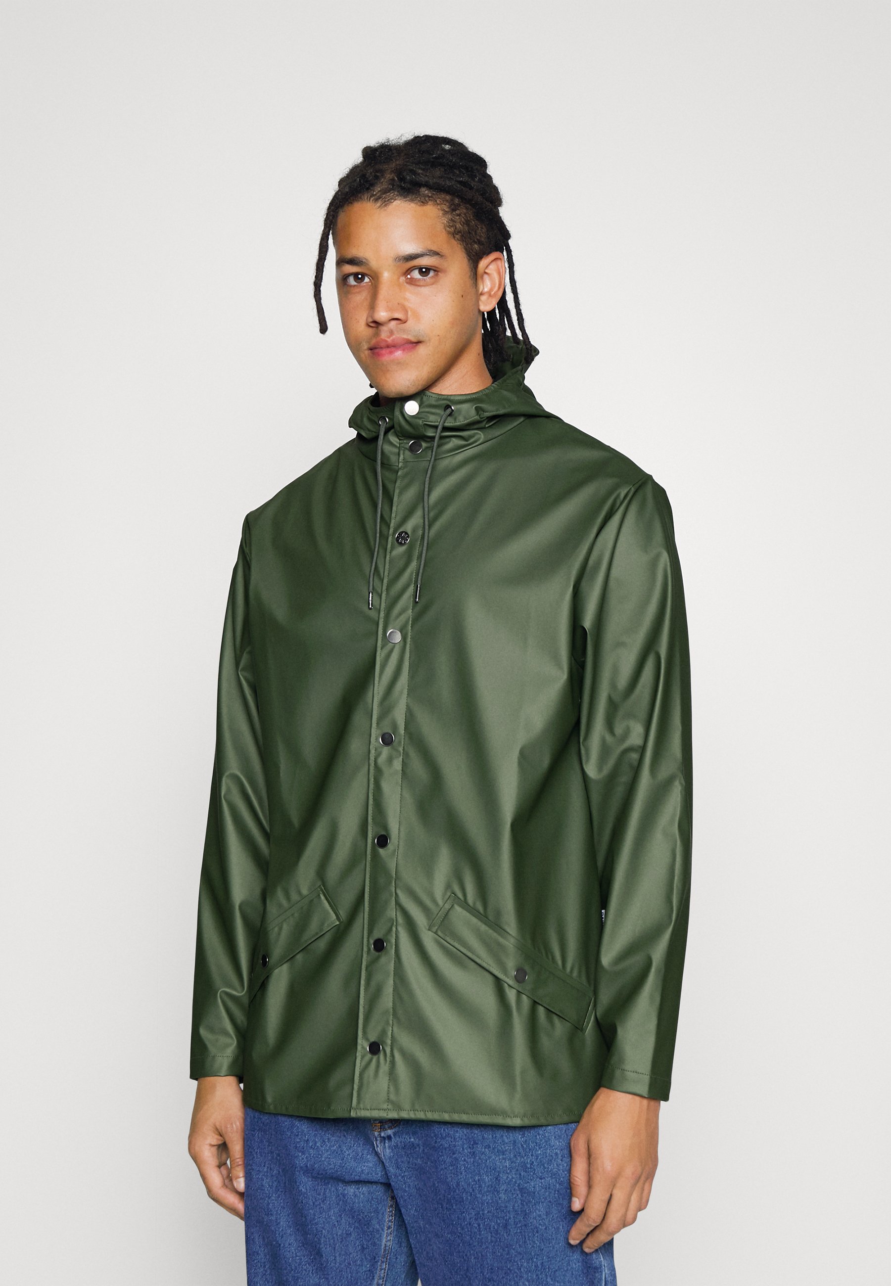 Куртка Rains с капюшоном, зеленый куртка rains зеленый