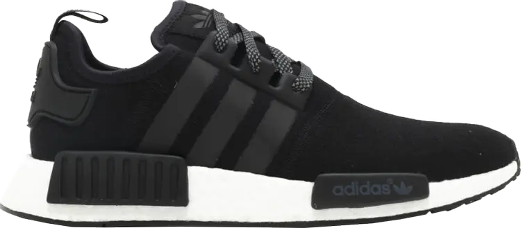 

Кроссовки Adidas NMD_R1 'Black Wool', черный