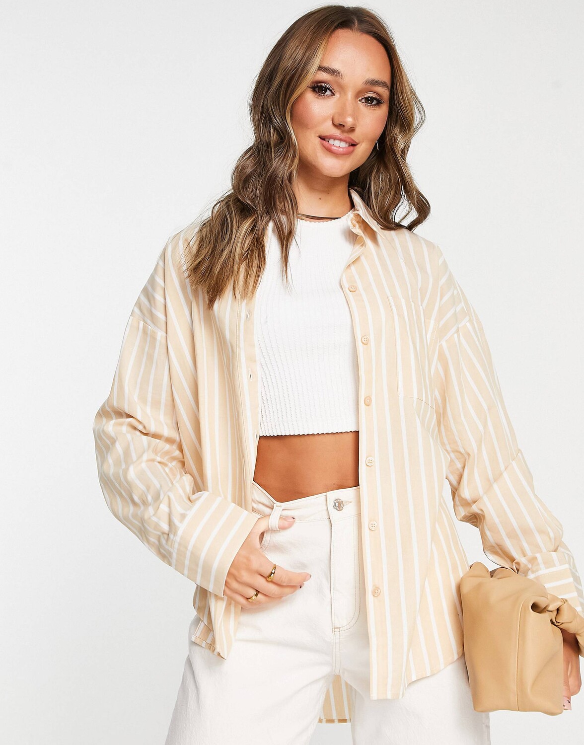 

Рубашка свободного кроя в коричневую полоску ASOS DESIGN