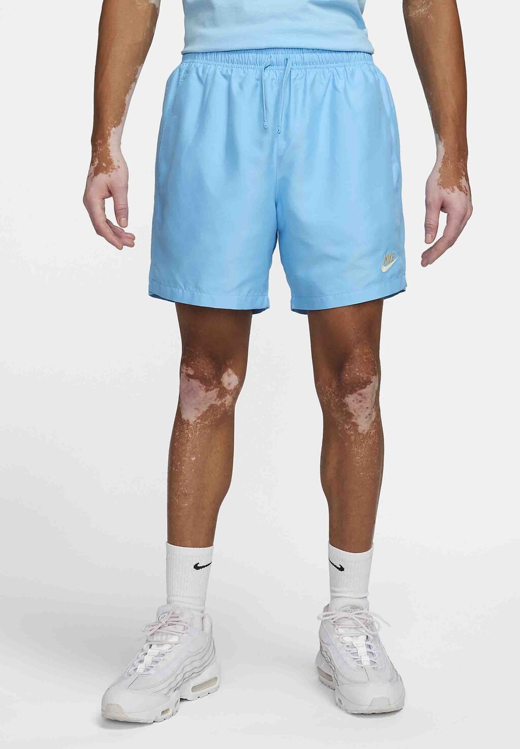

Шорты FLOW Nike Sportswear, цвет aquarius blue