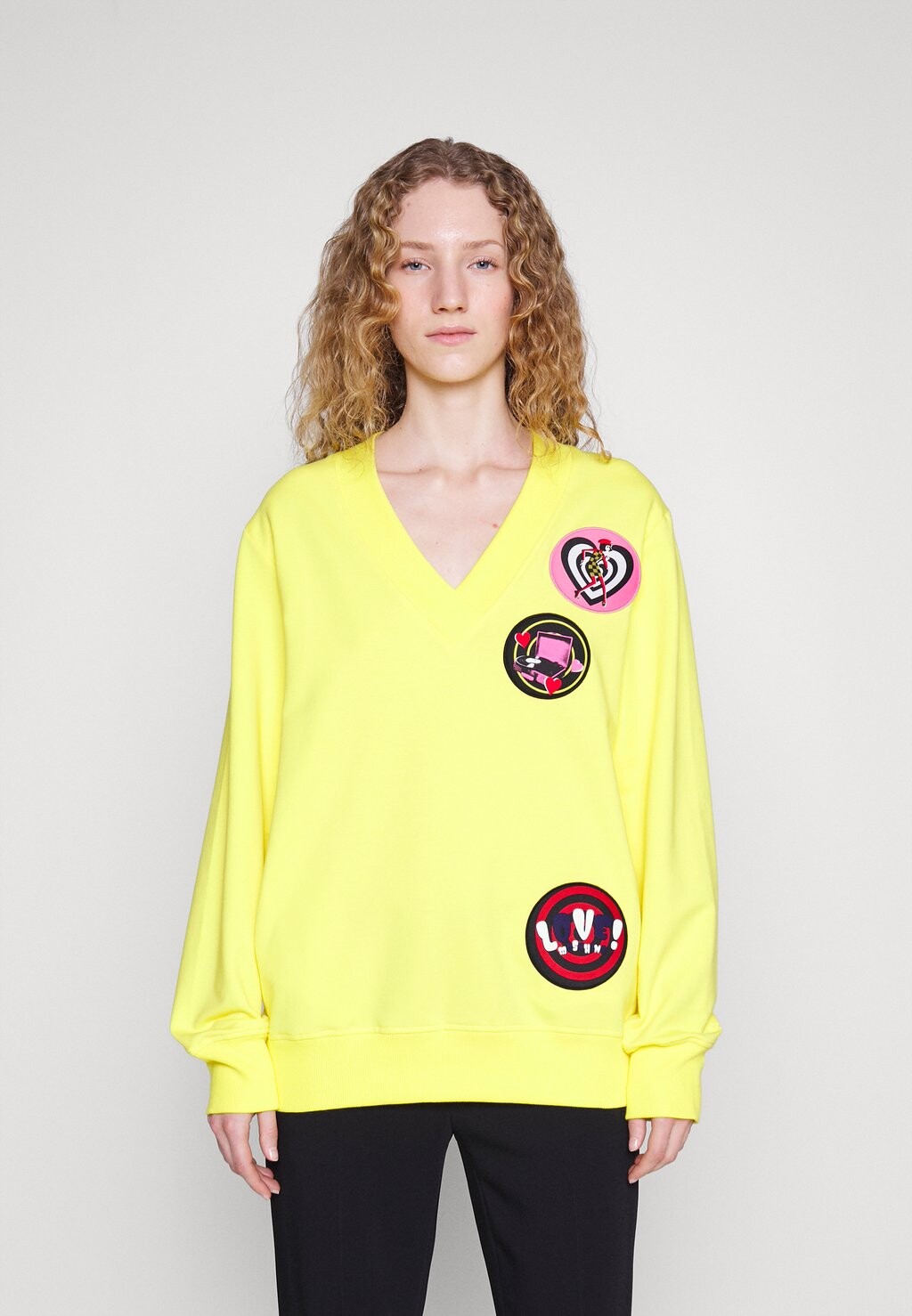 

Толстовка Love Moschino, желтый