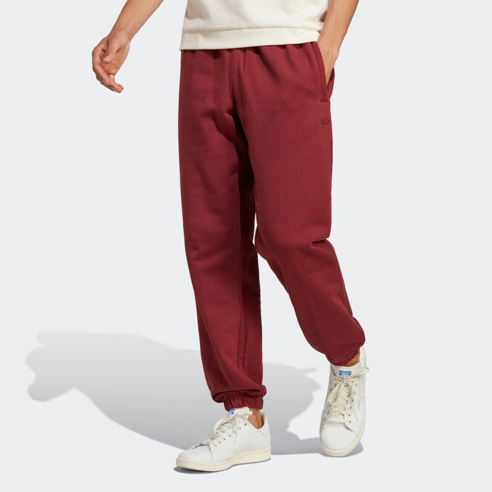 

Толстовка Adidas IC8887