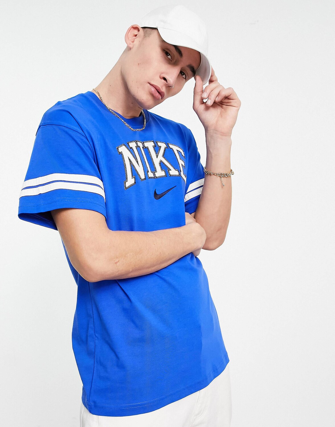 

Оверсайз-футболка с логотипом Nike Retro Varsity ярко-синего цвета