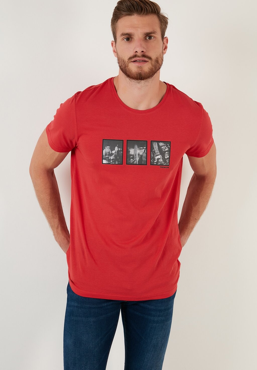 

Футболка с принтом SLIM FIT Buratti, цвет red