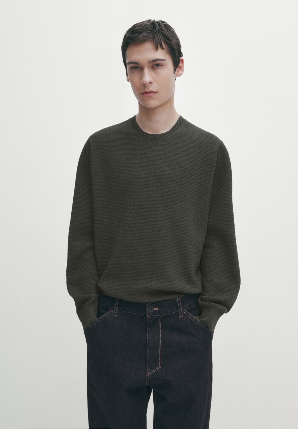 

Свитер Crew Neck Massimo Dutti, цвет mottled black