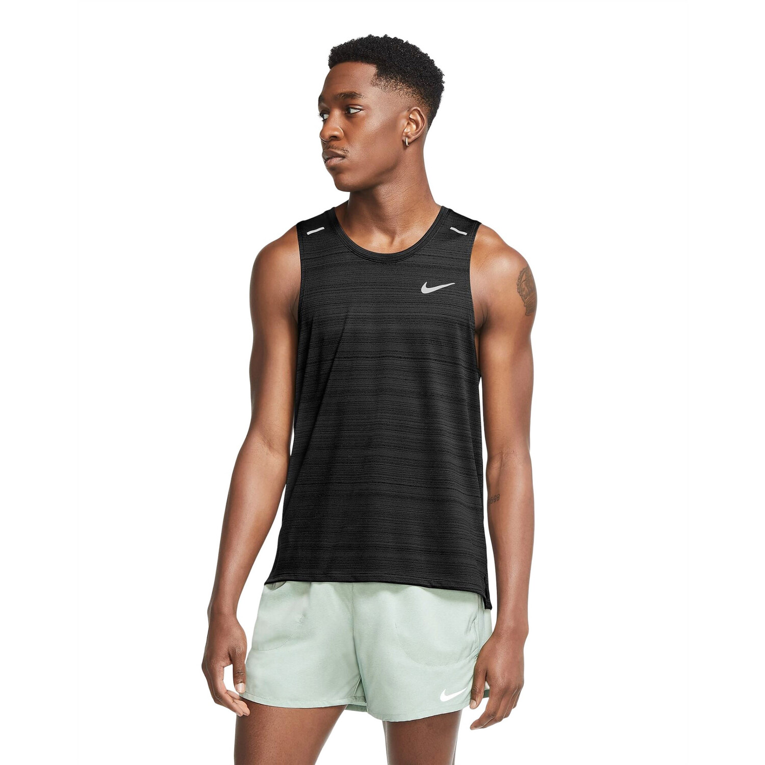 

Спортивная майка Nike Dri-fit Miler, черный