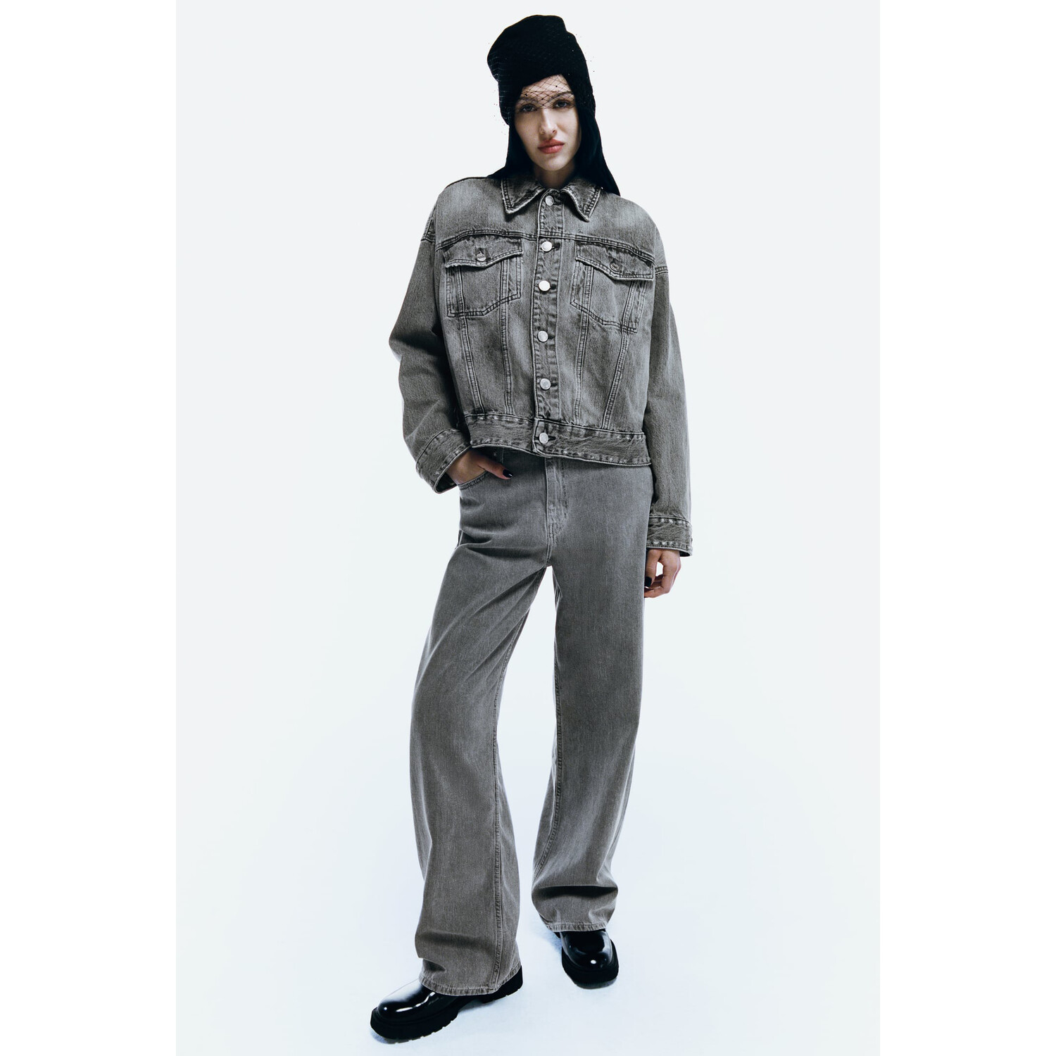 

Джинсы Zara TRf High-waist Metallic, серый