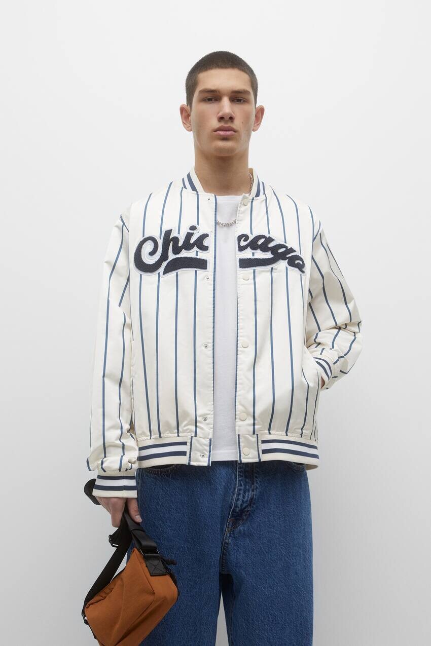 

Бейсбольная куртка-бомбер Pull&Bear, кремовый