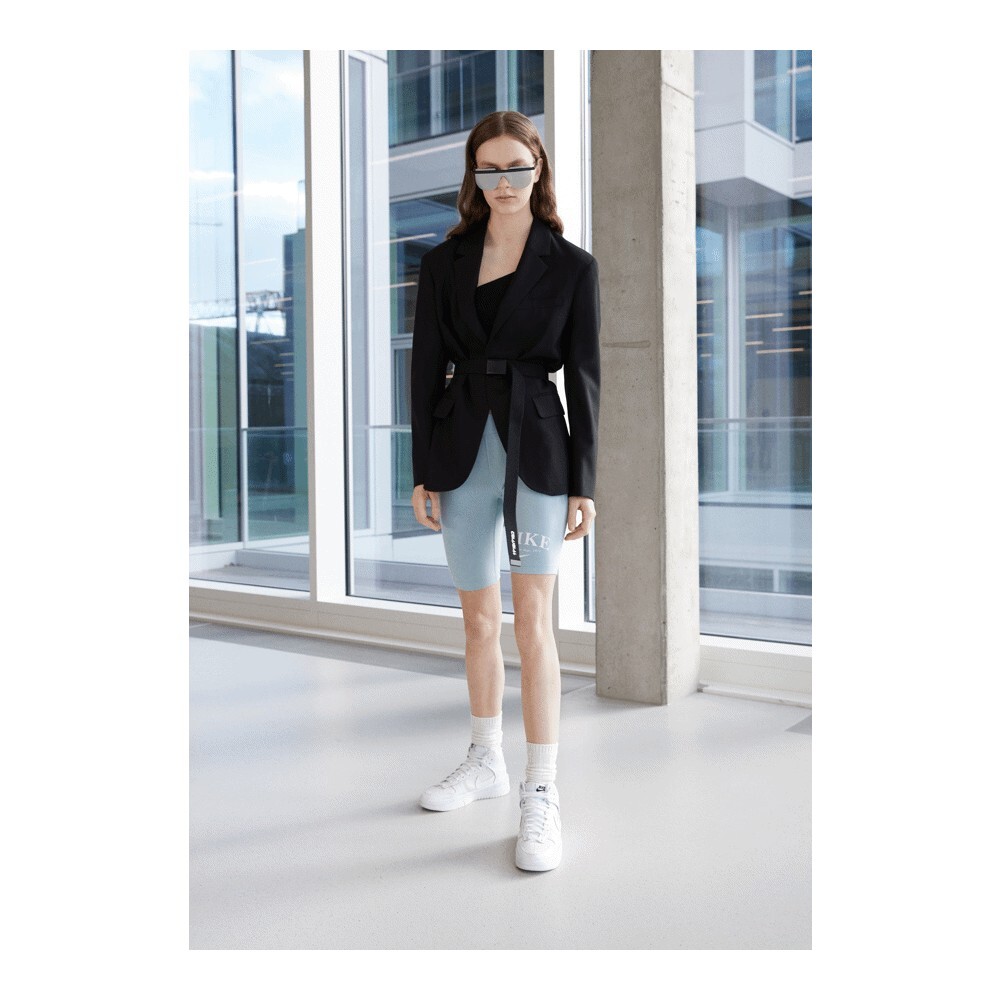

Кроссовки Nike Sportswear Wmns Dunk High Up, summit white/white/sail/black