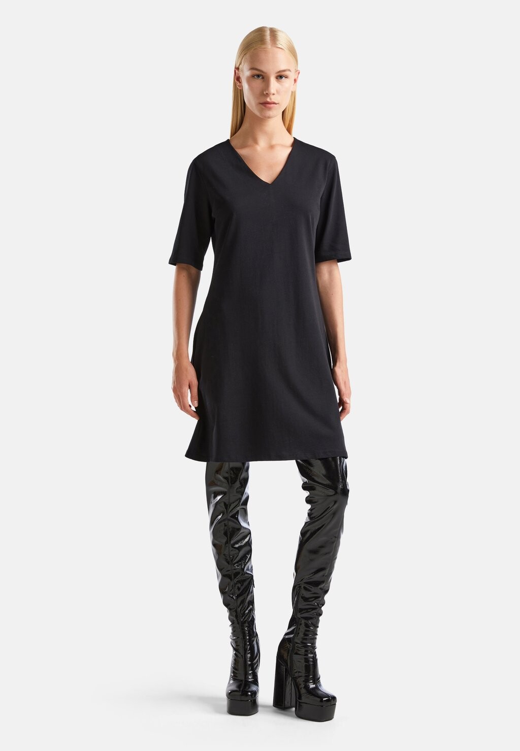 

Платье из джерси United Colors of Benetton, черный