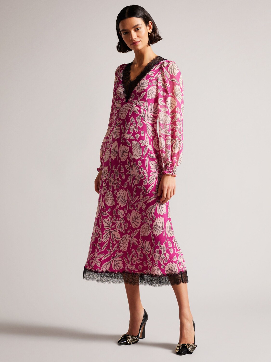 

Платье миди с длинными рукавами и кружевной отделкой Ted Baker Izobele, ярко-розовое