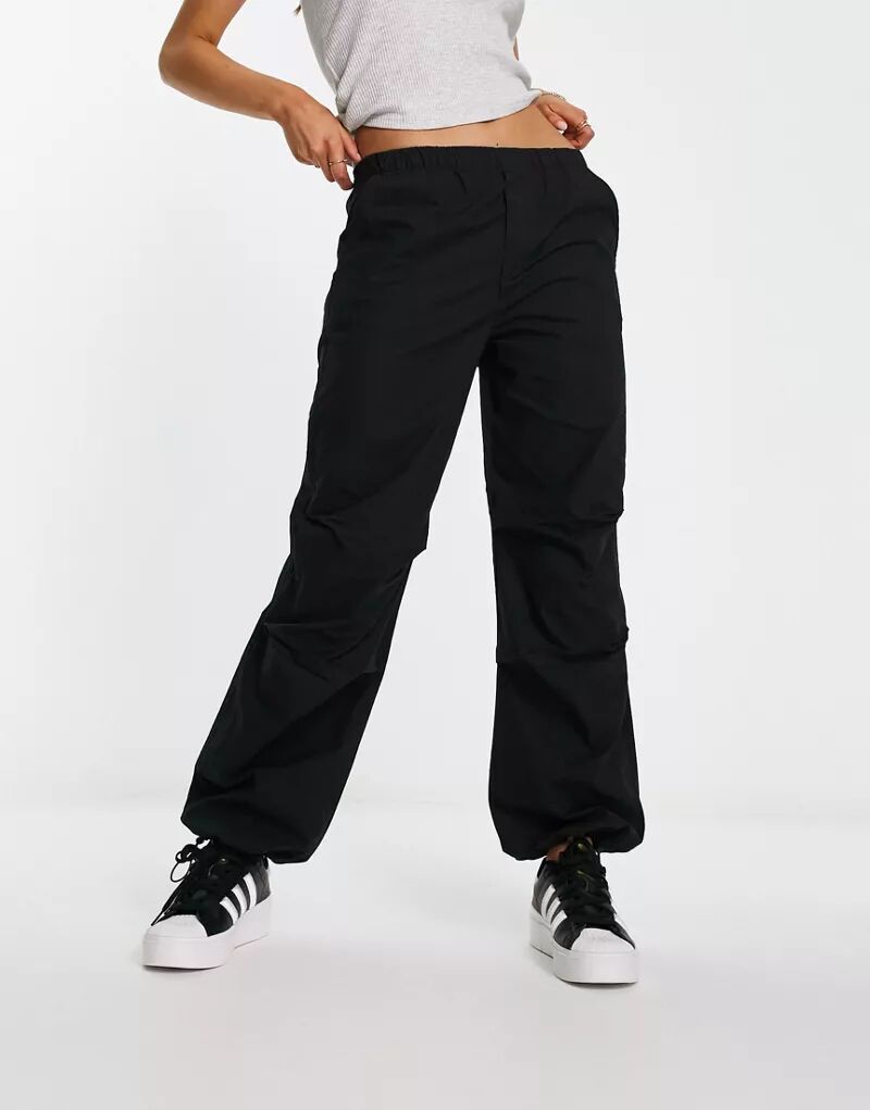 Черные брюки-слипоны с парашютом New Look