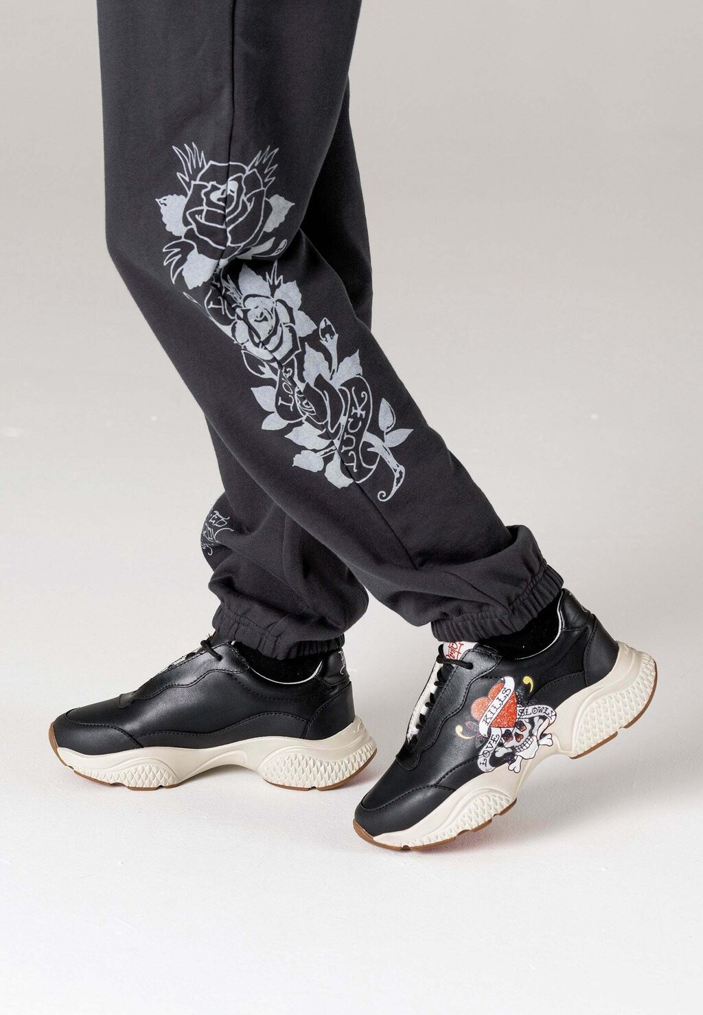 

Низкие кроссовки Ed Hardy