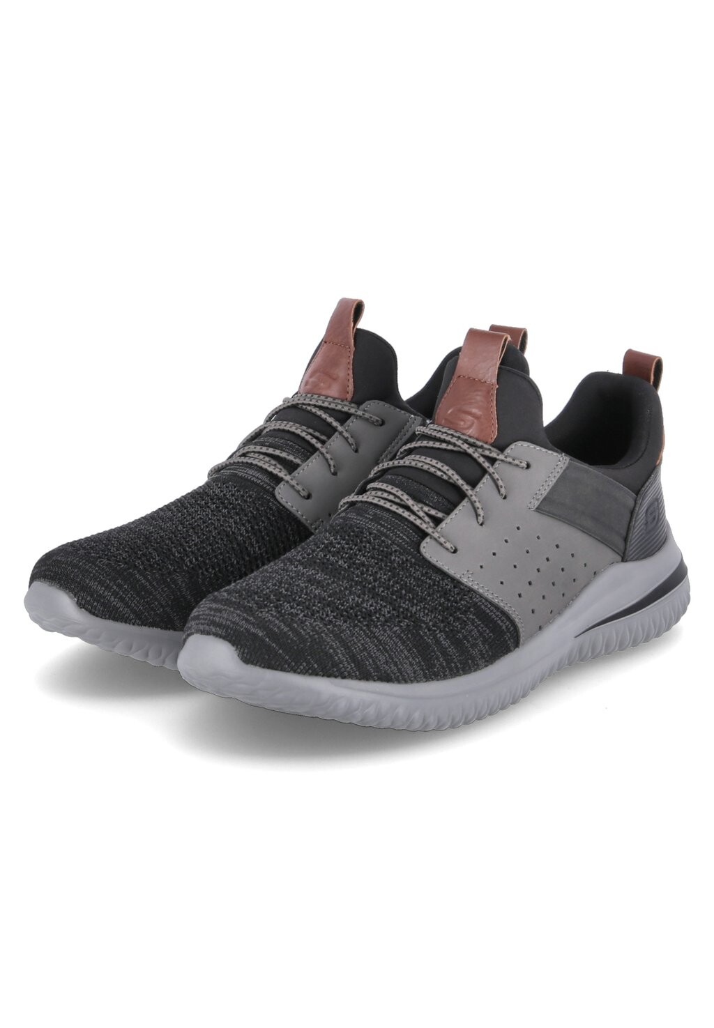 

Кроссовки Skechers