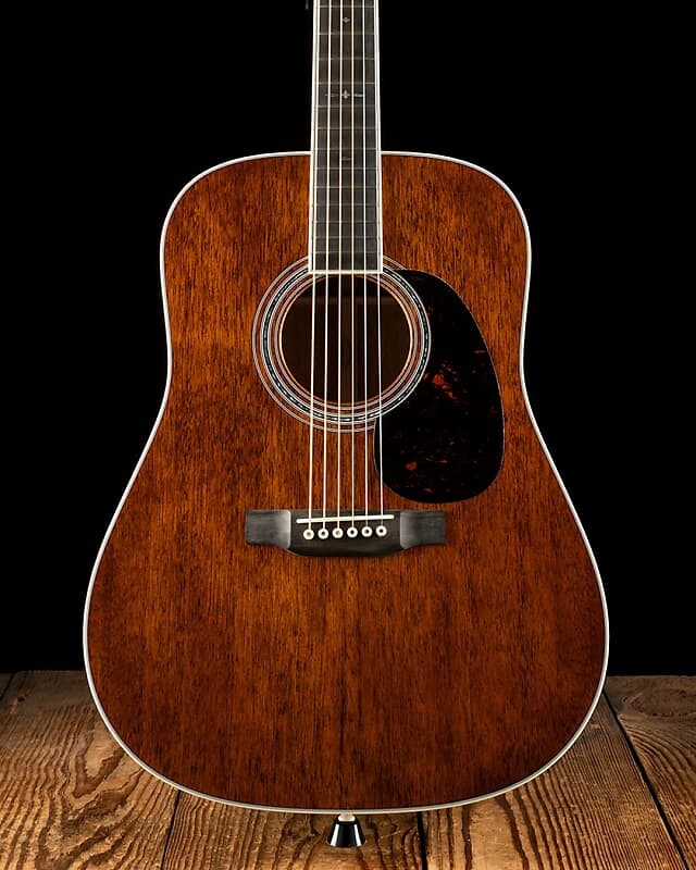 

Акустическая гитара Martin Custom Shop Custom "D" Dreadnought Mahogany - Natural - Free Shipping