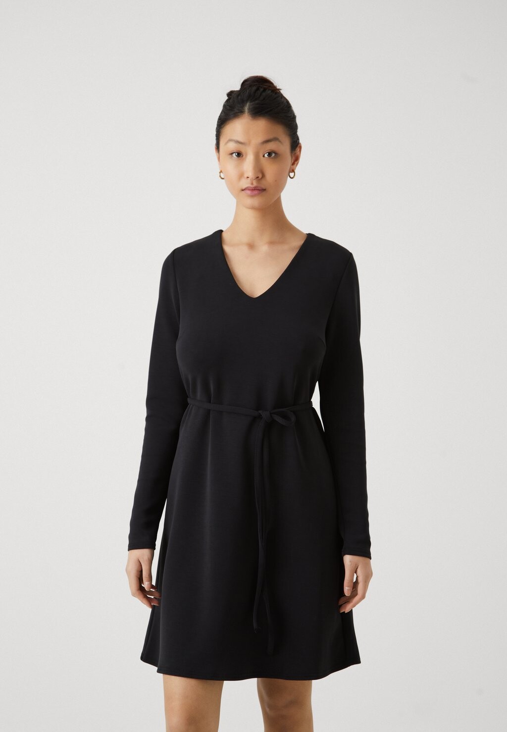 

Дневное платье SLFTENNY KIRSTEEN SHORT DRESS Selected Femme, черный