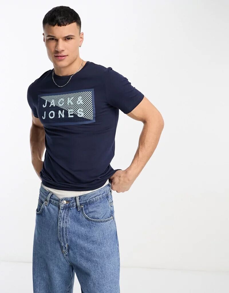 

Темно-синяя футболка с логотипом Jack & Jones