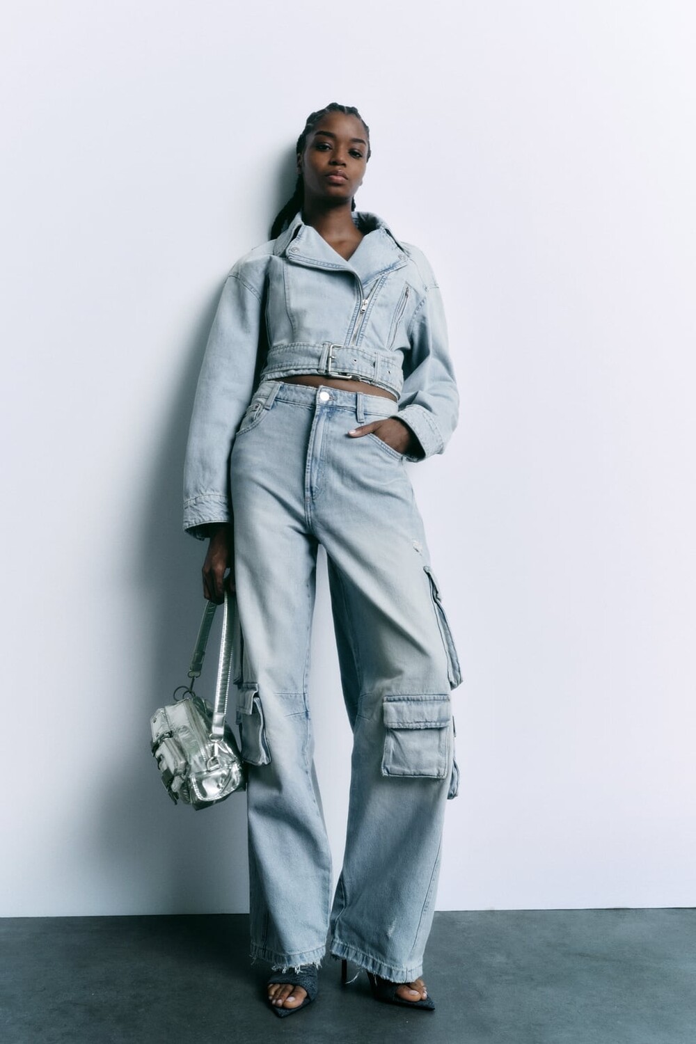 

Сумка на плече с карманами ZARA, серебряный