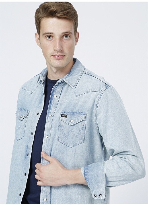 

Голубая мужская рубашка Wrangler
