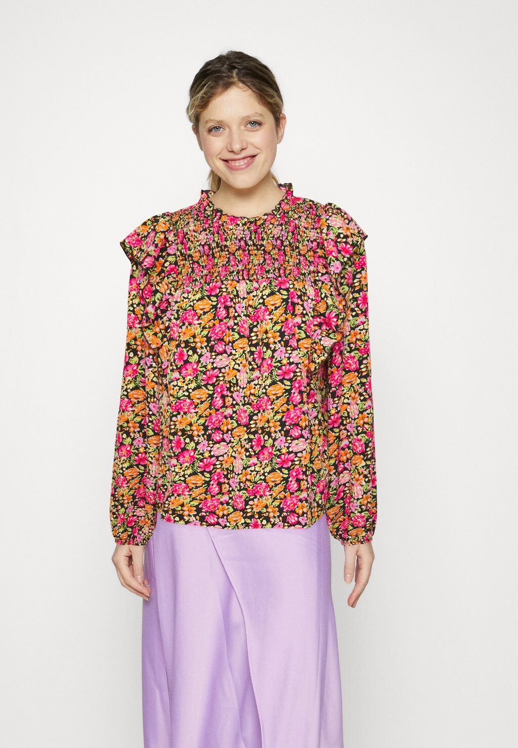 

Топ с длинными рукавами Vero Moda, черный/розовый