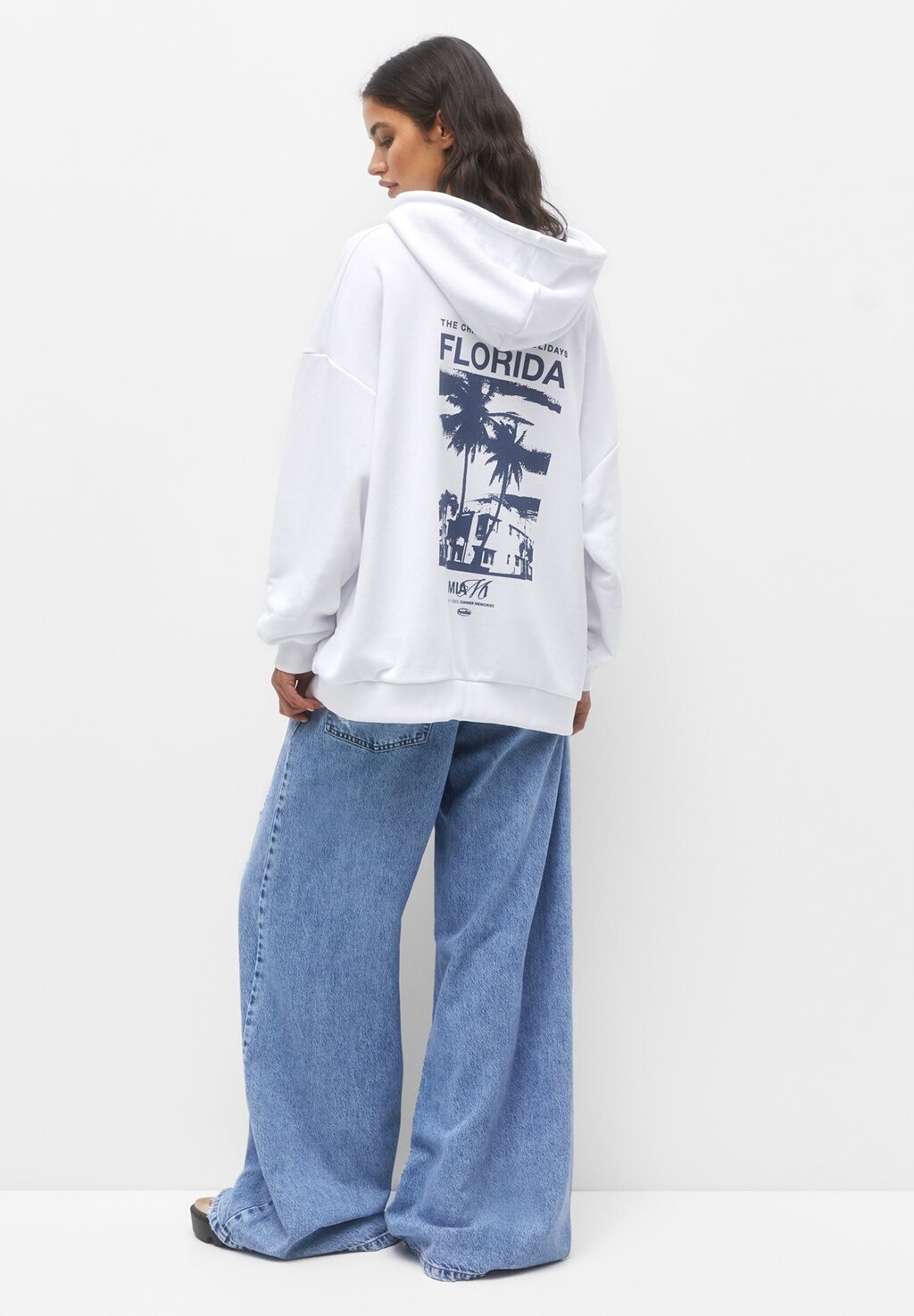 

Худи PULL&BEAR
