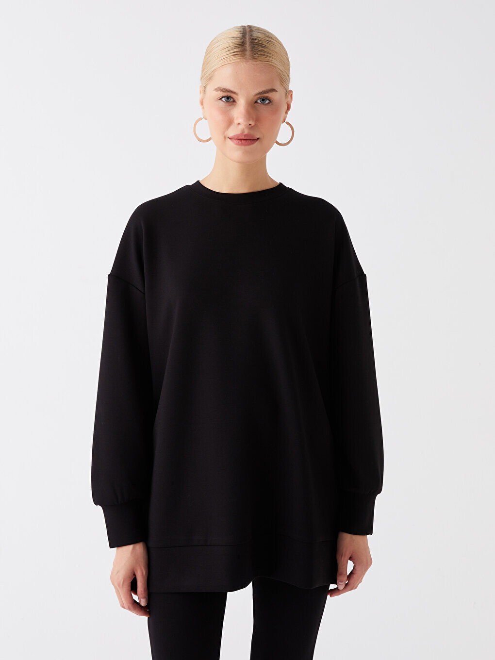 

Простая женская туника с круглым вырезом и длинными рукавами LCW Modest, черный