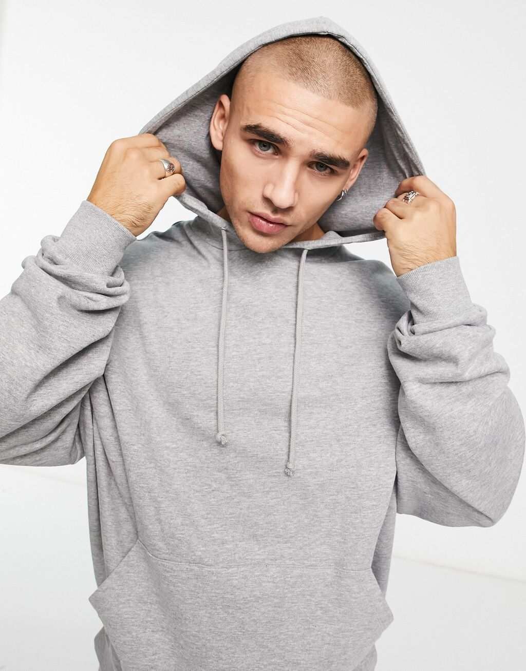 

Серое меланжевое худи супер-оверсайз ASOS DESIGN, Серый