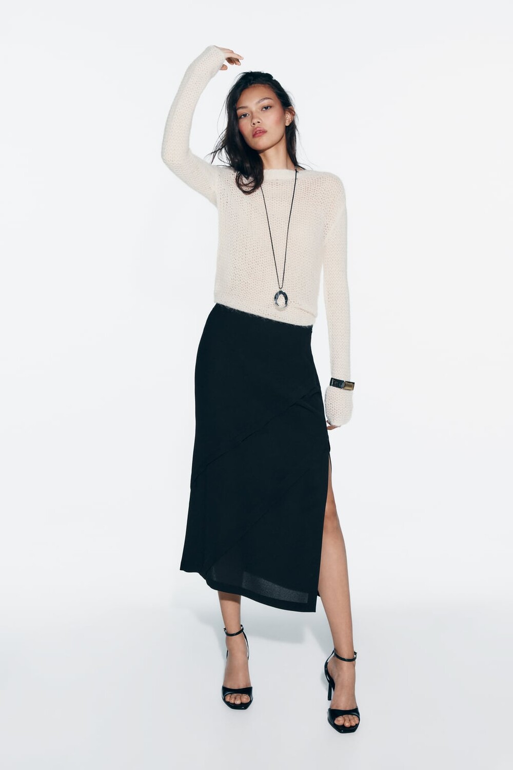 

Юбка миди из крепа с диагональными швами ZARA, черный