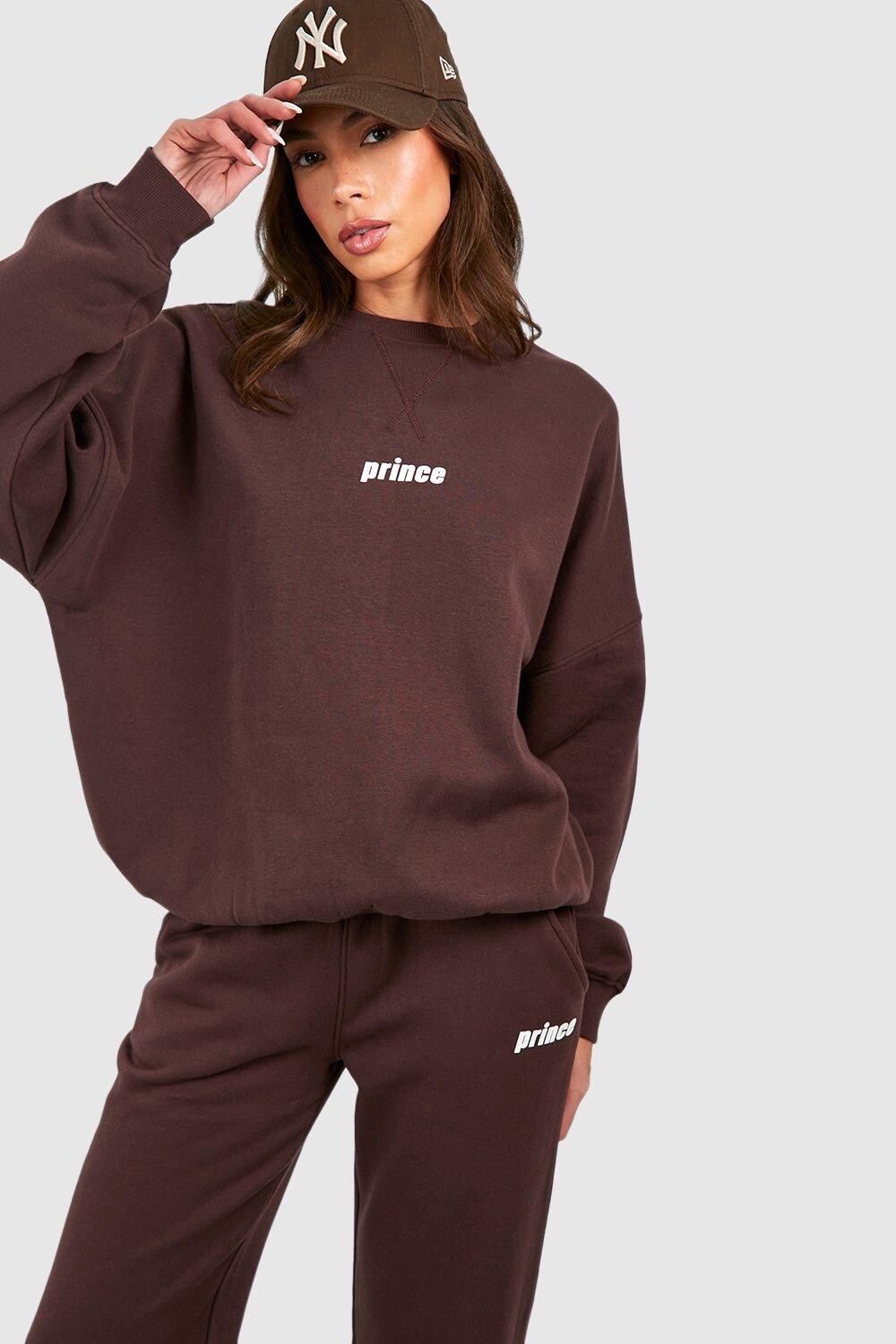 

Толстовка оверсайз с принтом Prince boohoo, коричневый