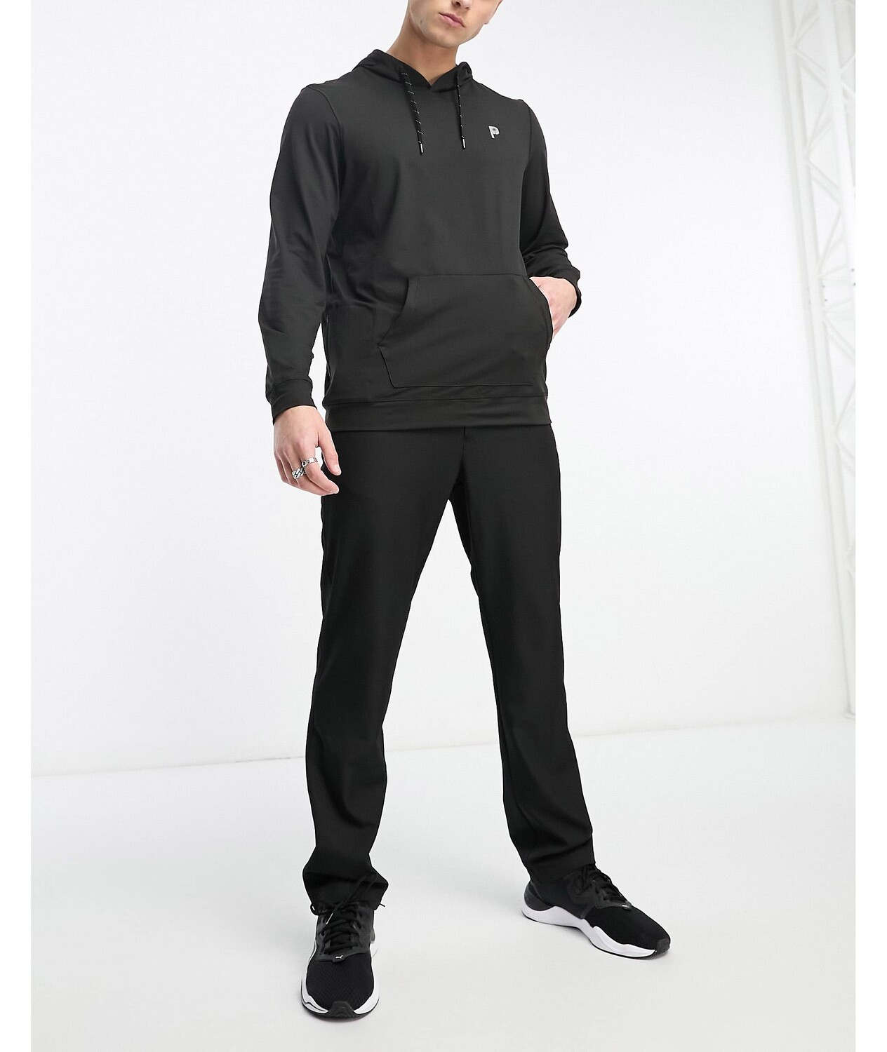 

Черная худи средней плотности с логотипом Puma Golf x PTC, Черный