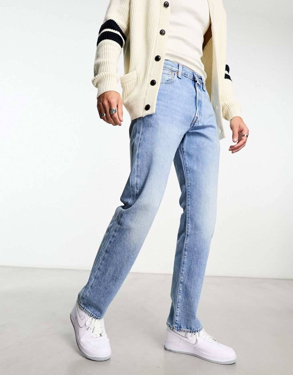 

Голубые джинсы оригинального кроя Levi's 501