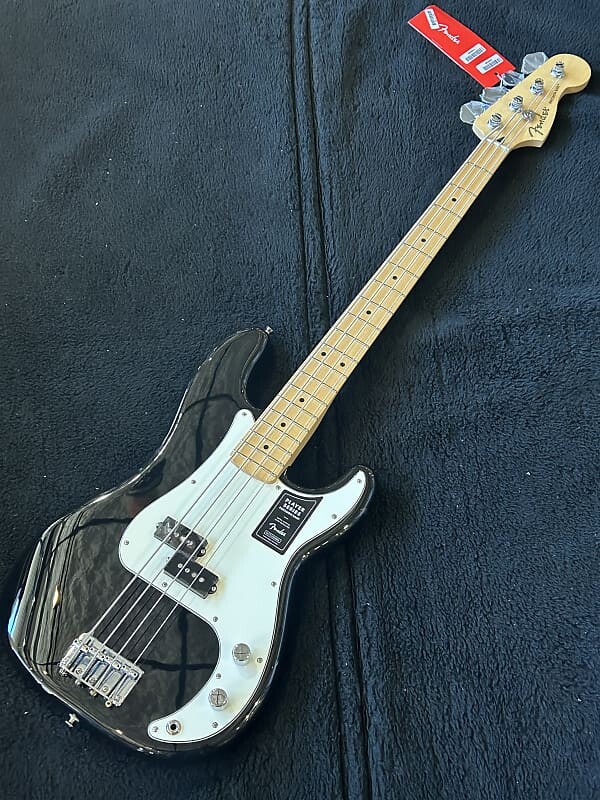 

Басс гитара Fender Player Precision P Bass MN Black #MX22290726 8 lbs 11.8 oz.