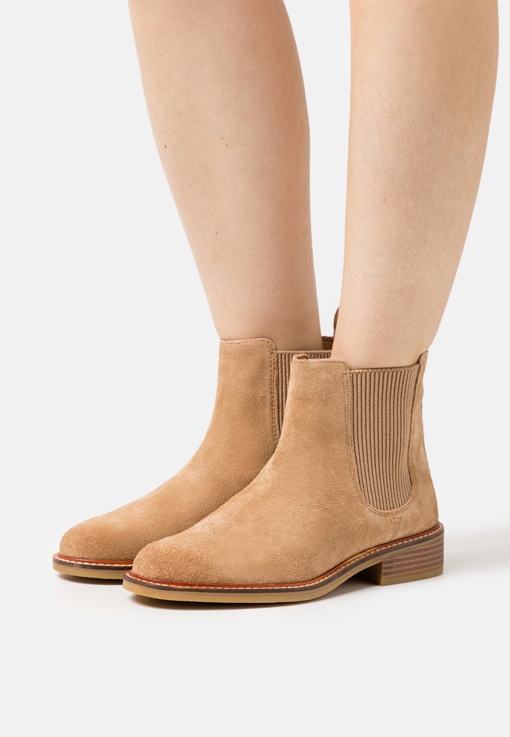 

Классические ботильоны Clarks