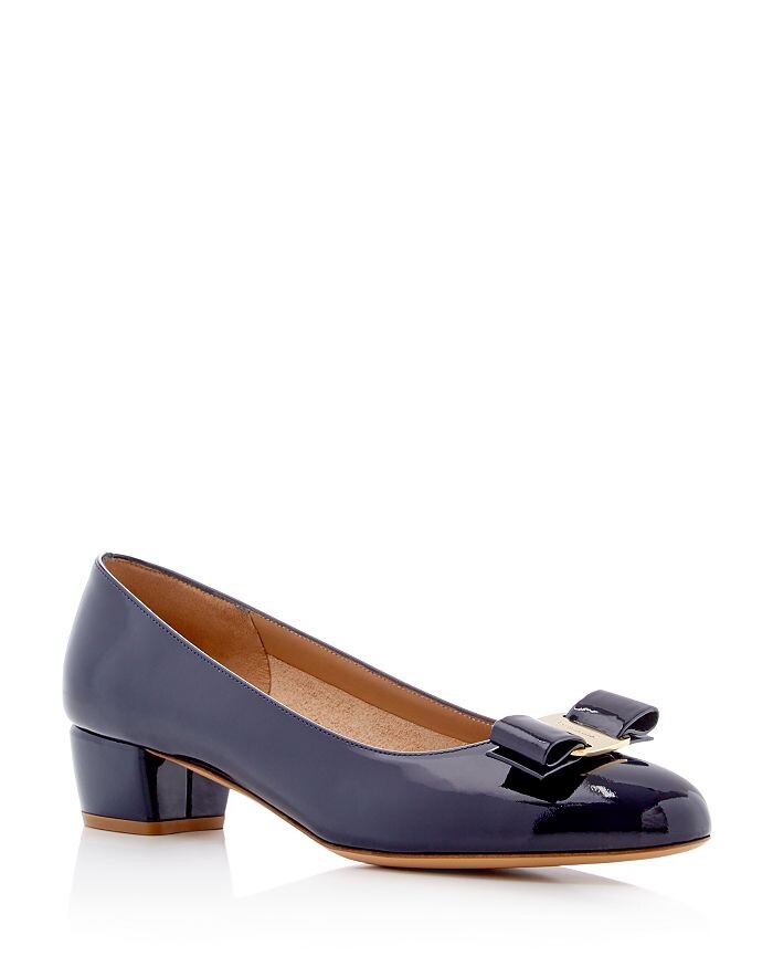 

Женские кожаные туфли Vara Ferragamo