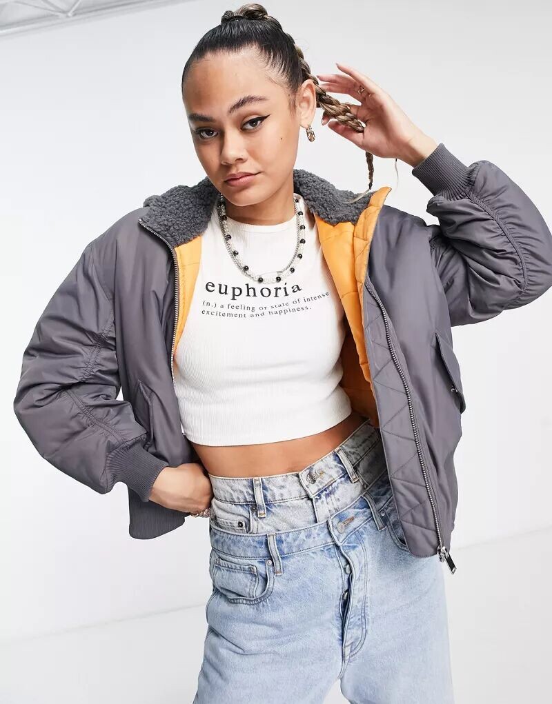 

Темно-серая куртка-бомбер с капюшоном Topshop, Серый