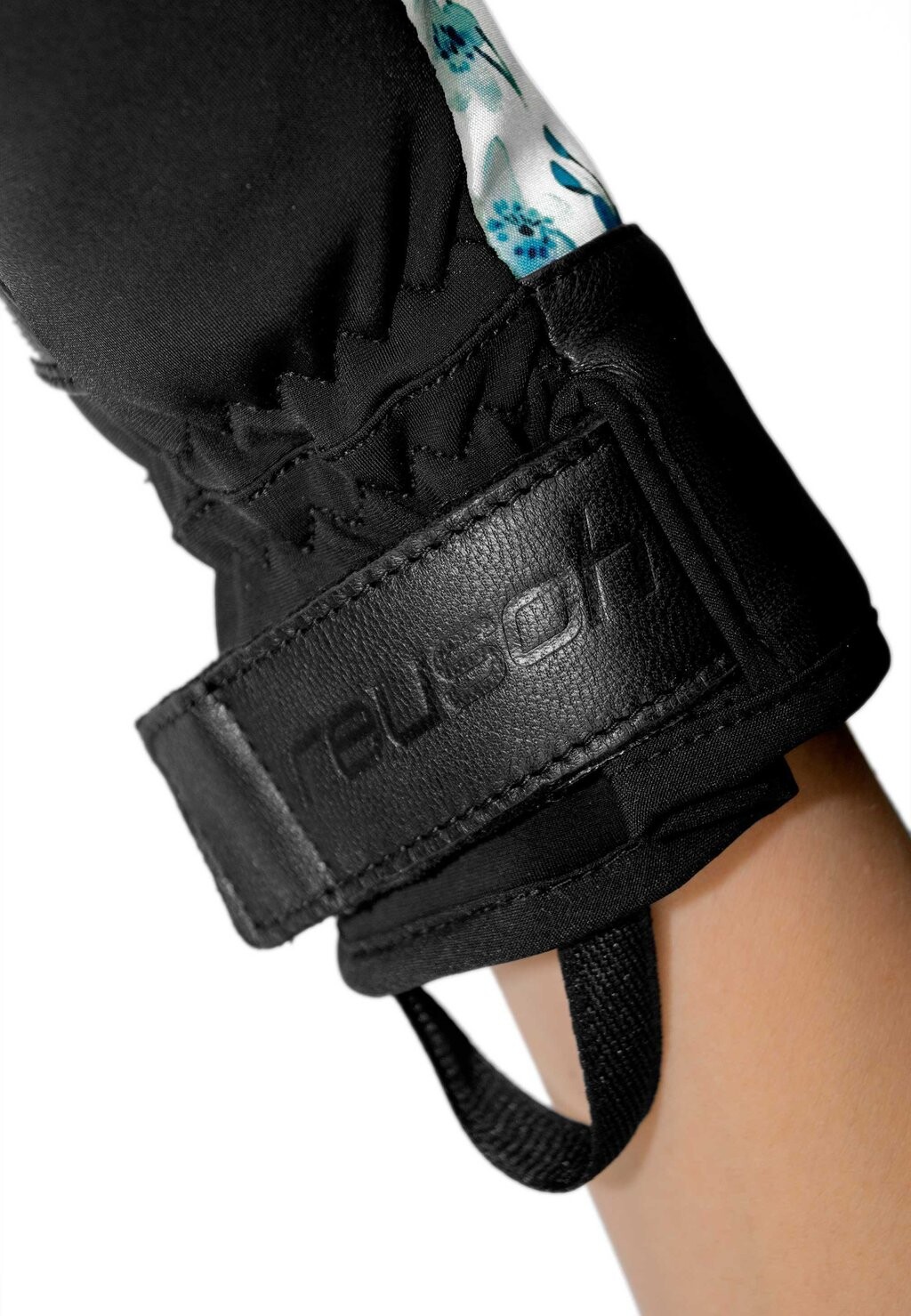 

Перчатки BEATRIX R TEX XT Reusch, цвет black blue flowers