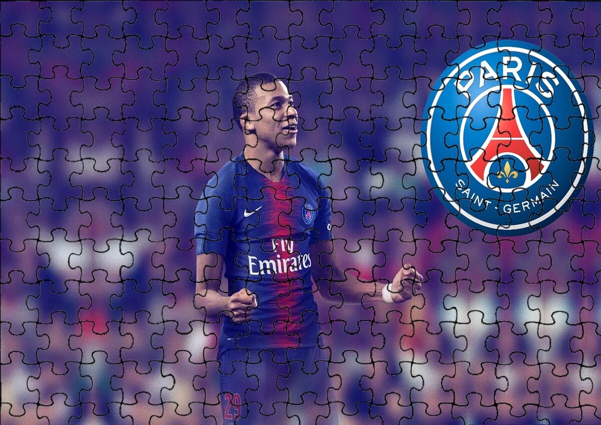 

Пазл 252 детали: Psg Mbape + Сумка с принтом bez marki