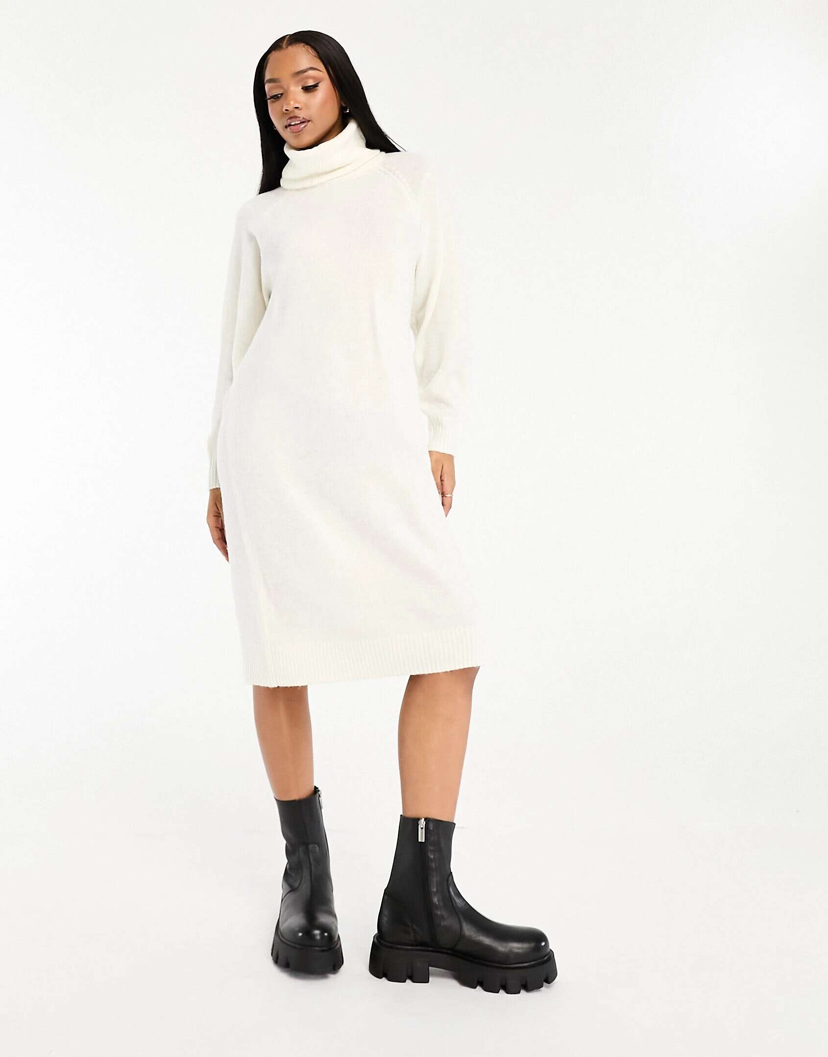 Кремовое вязаное платье макси с высоким воротником Vero Moda кремовое пляжное платье макси vero moda с завязками на плечах