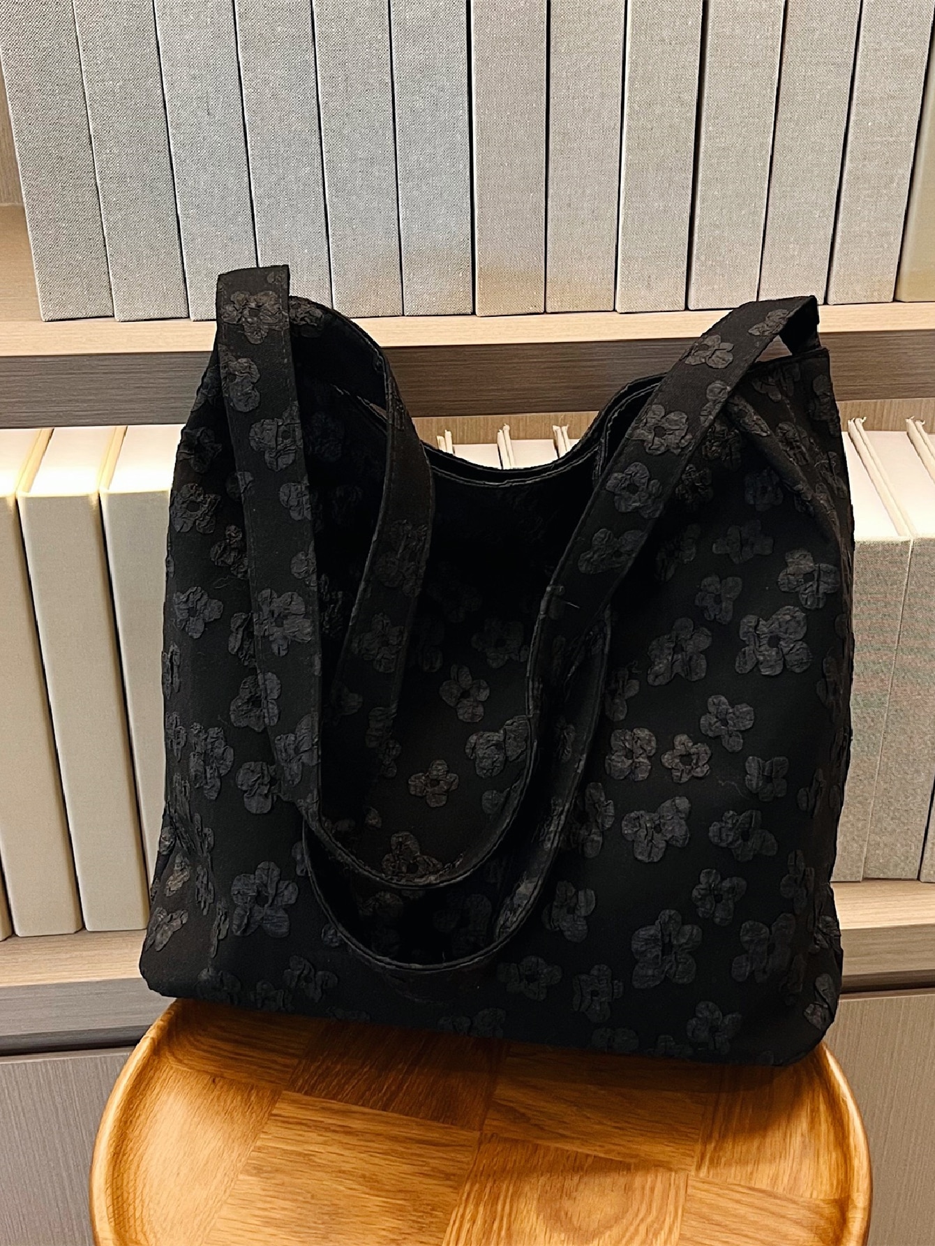 Сумка-шоппер с цветочным узором, черный сумка шоппер с цветочным узором синий