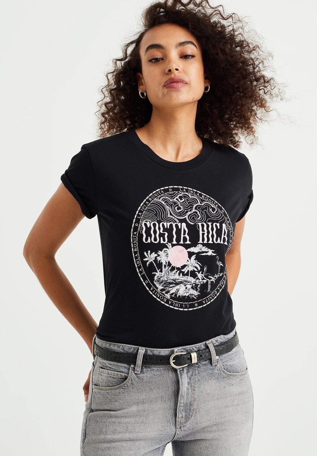 

Футболка с принтом WE Fashion, черный