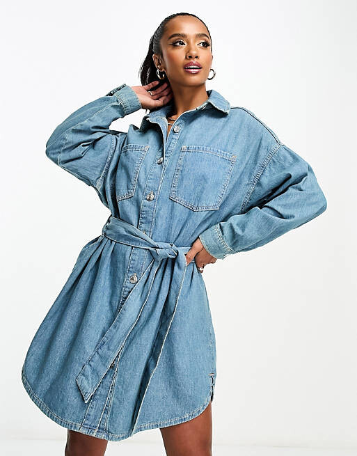 

Голубое джинсовое платье-рубашка с поясом ASOS DESIGN Petite