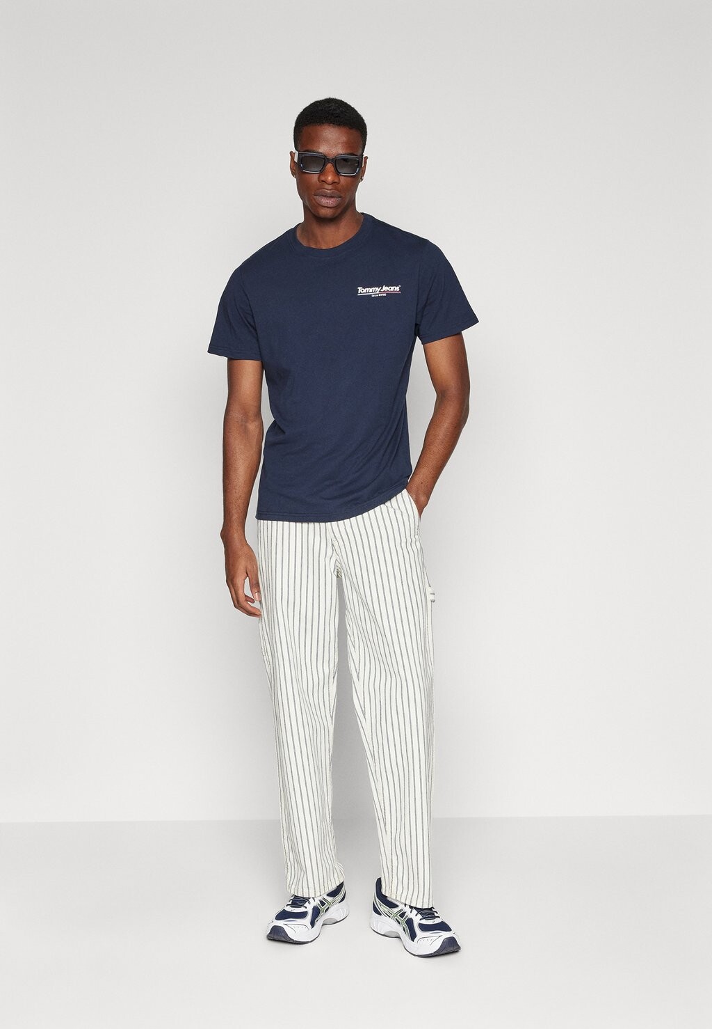

Футболка с принтом SLIM TWIST 2PACK TEE Tommy Jeans, цвет black/dark night navy